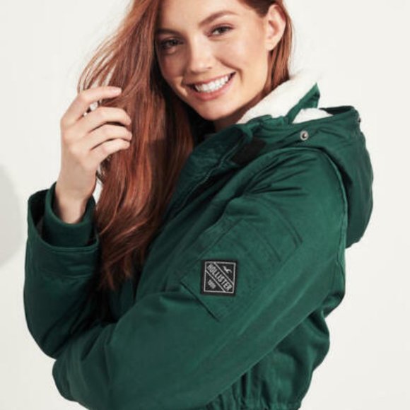 Hollister Green Utility Jacket with Faux Fur Hood - Picture 12 of 12